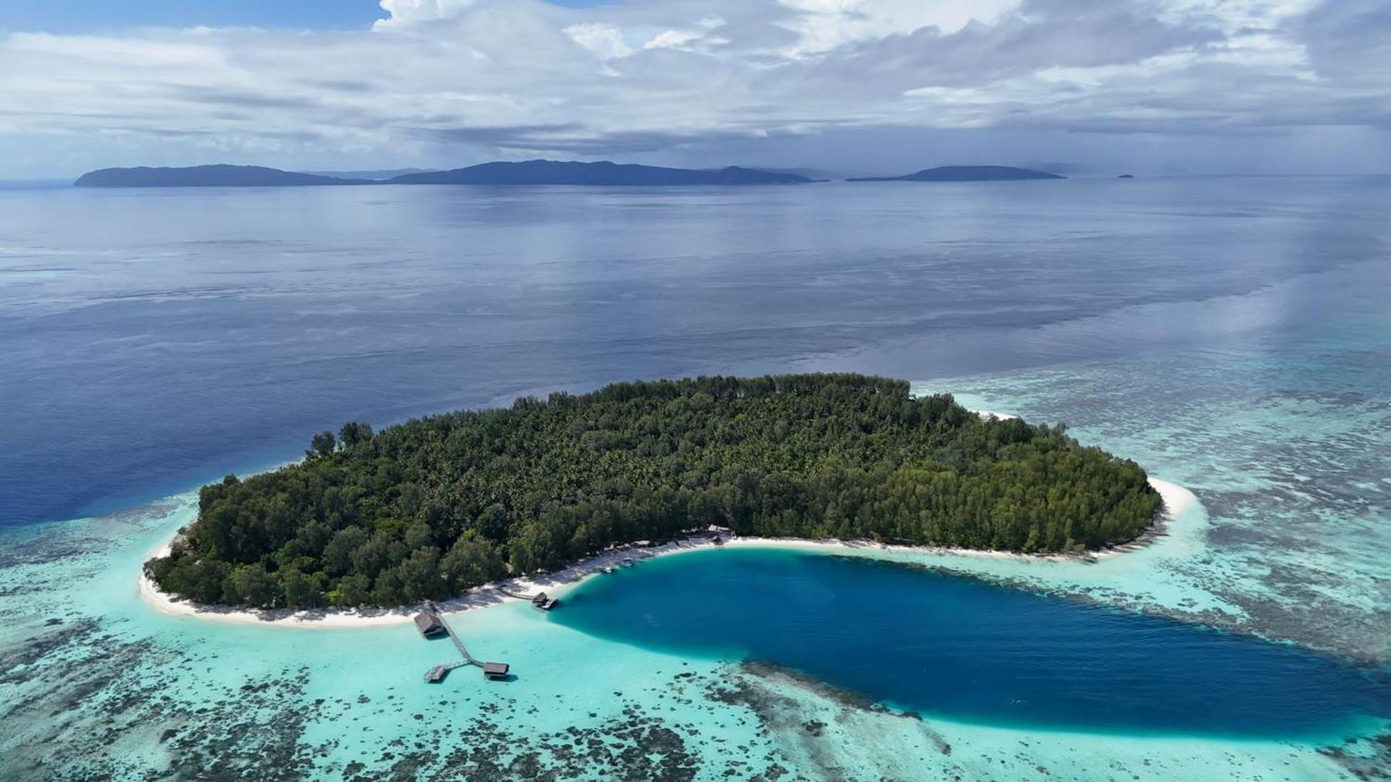Wai Resort - Raja Ampat Pulau Birie Bagian luar foto